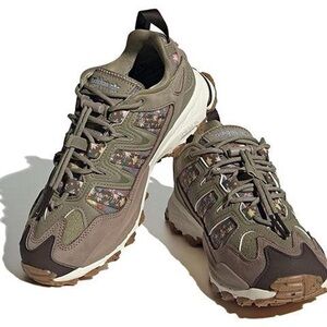 MOOMIN X ADIDAS HYPERTURF